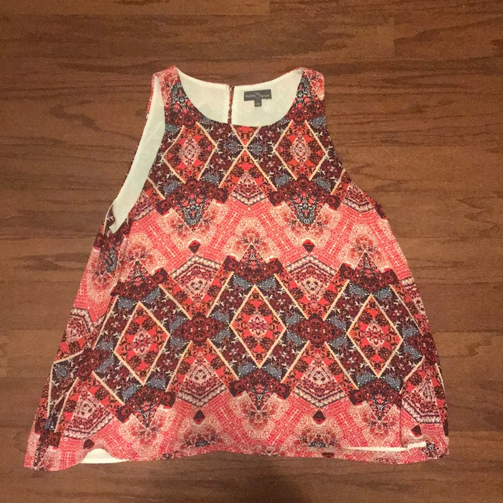 Market & Sprice large flowy patterned tank top
